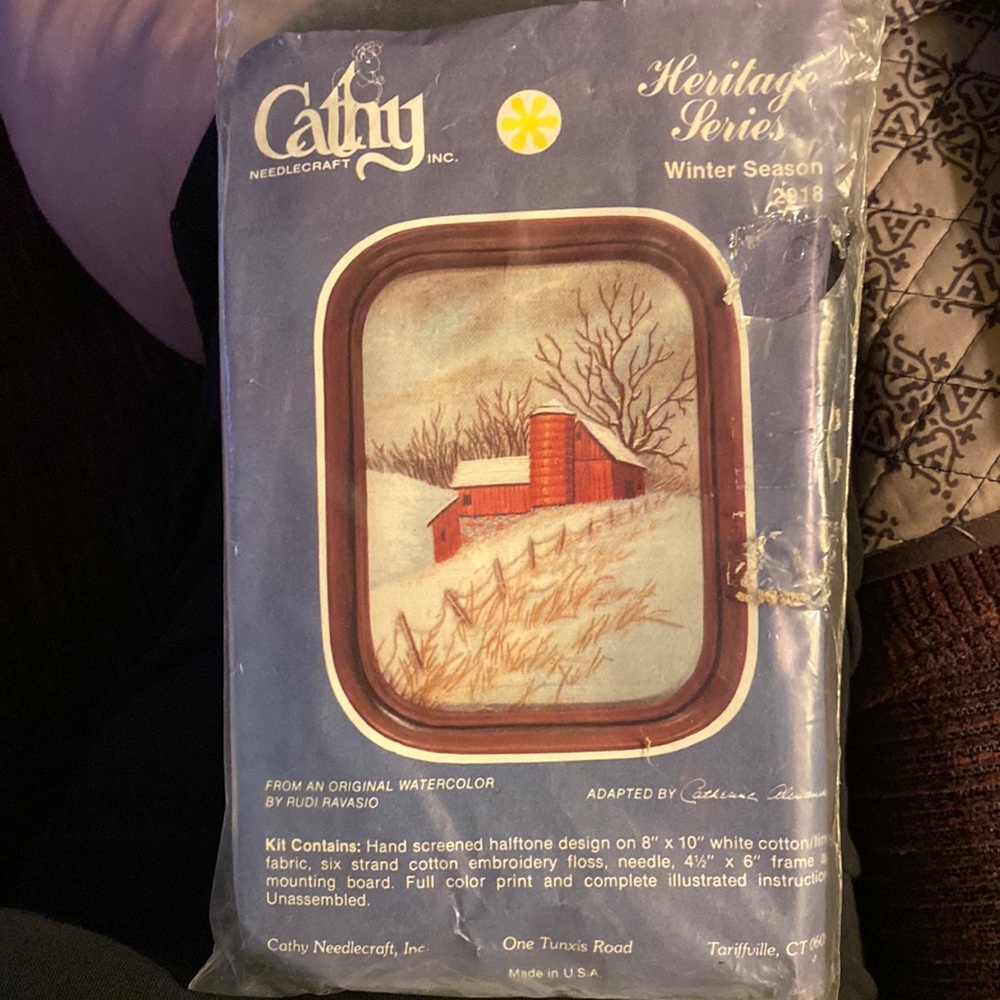 NEW❤️Cathy Needlecraft Heritage Series Winter Season Stamped Needlepoint Kit